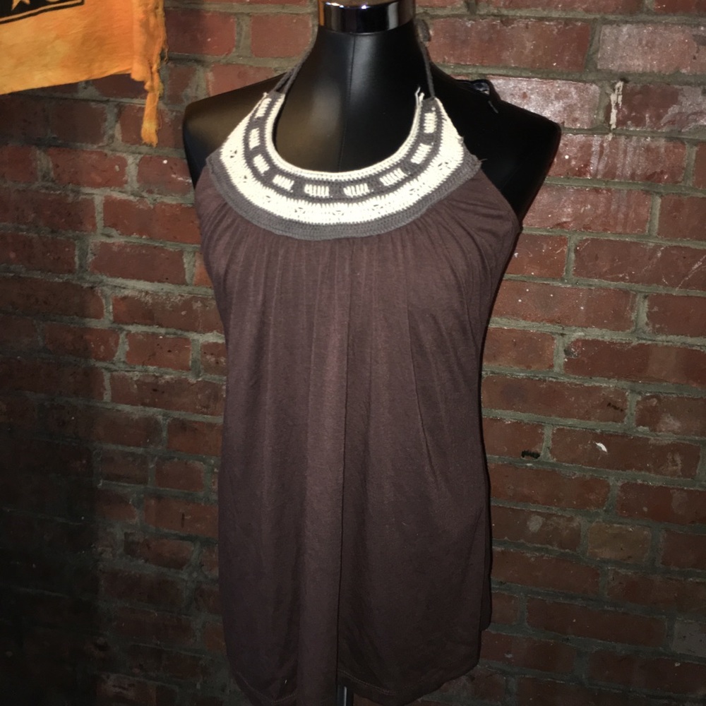 Women’s Knit Tanktop - Picture 2 of 5